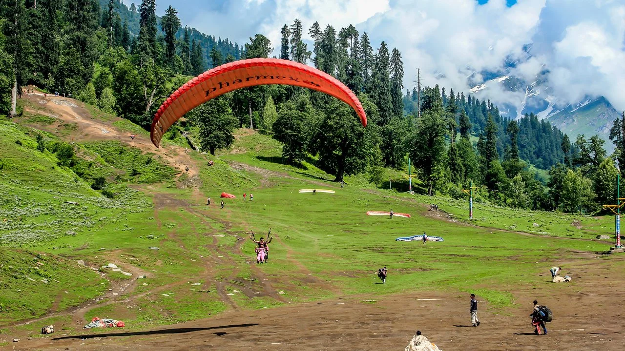 Kullu Manali Tour Package by Volvo tour package